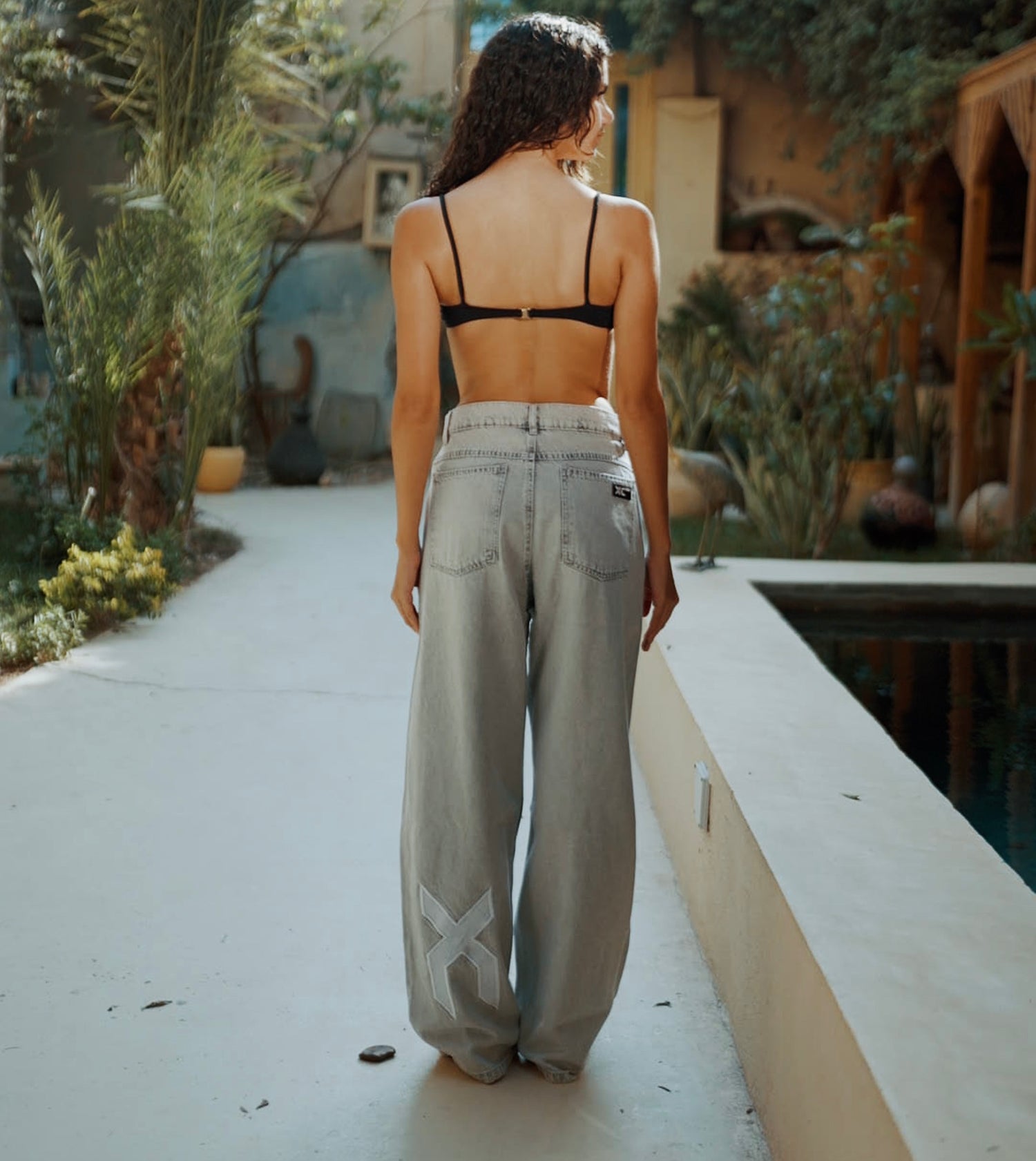 BOTTOMS