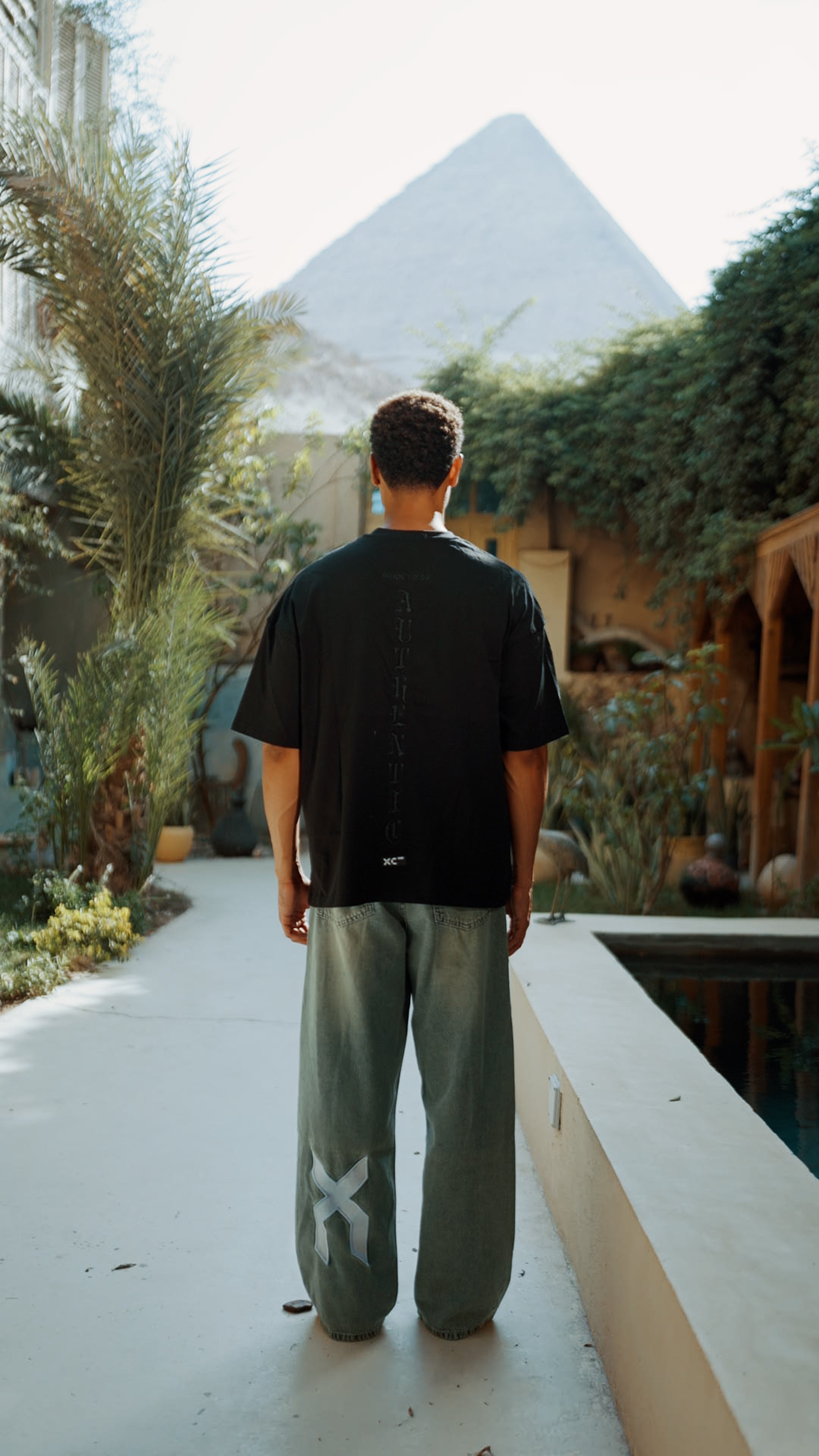 BLACK AUTHENTIC TSHIRT XC 500