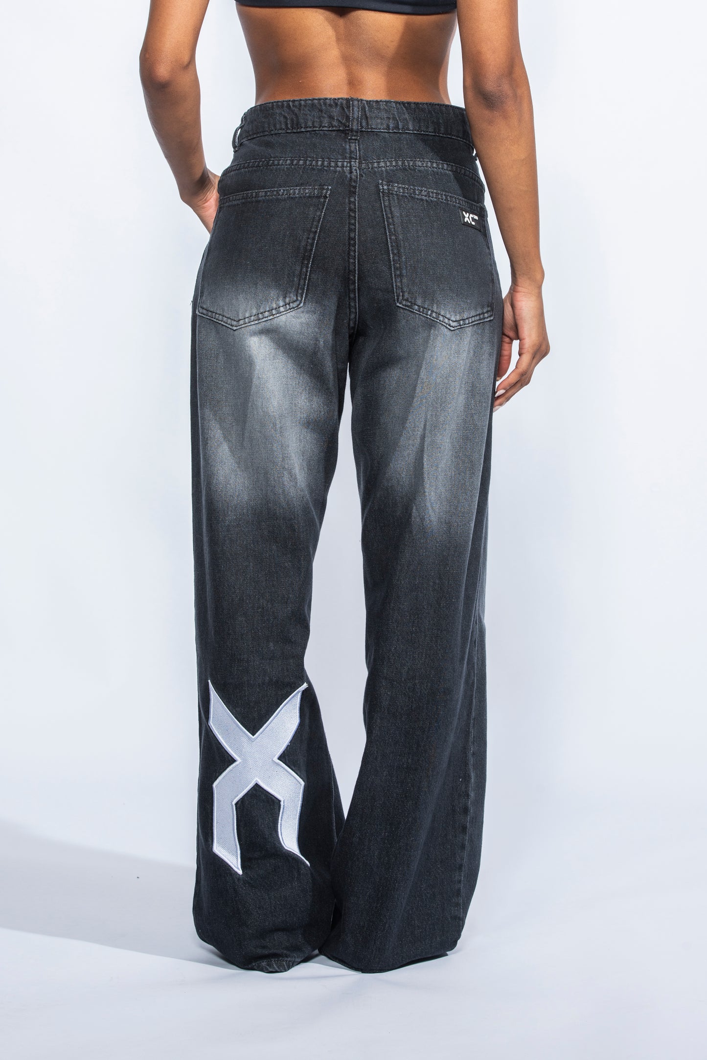 BLACK BAGGY FIT JEANS XC 500