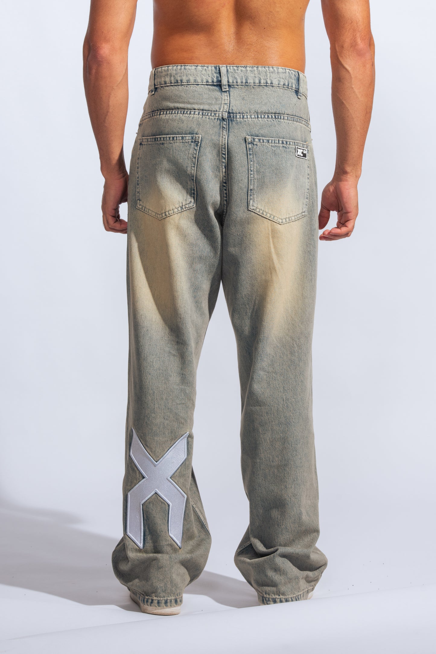 DIRTY BAGGY FIT JEANS XC INFINITY