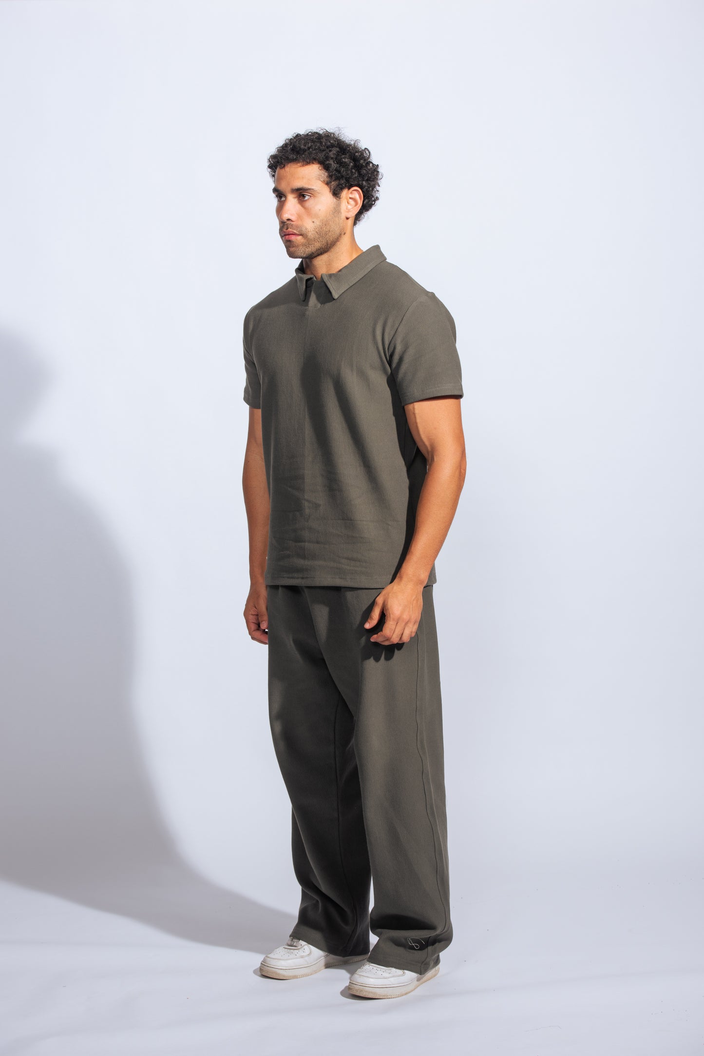 PLEATED OLIVE PANTS INFINITY